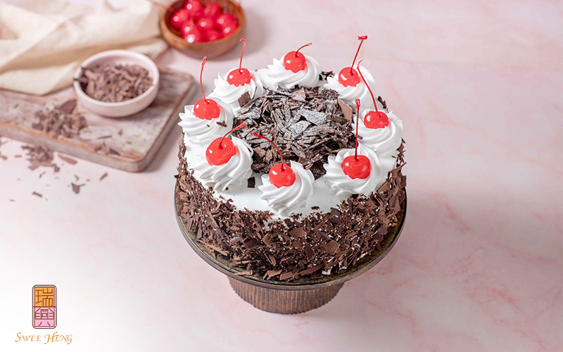 Swee Heng's blackforest mousse cake